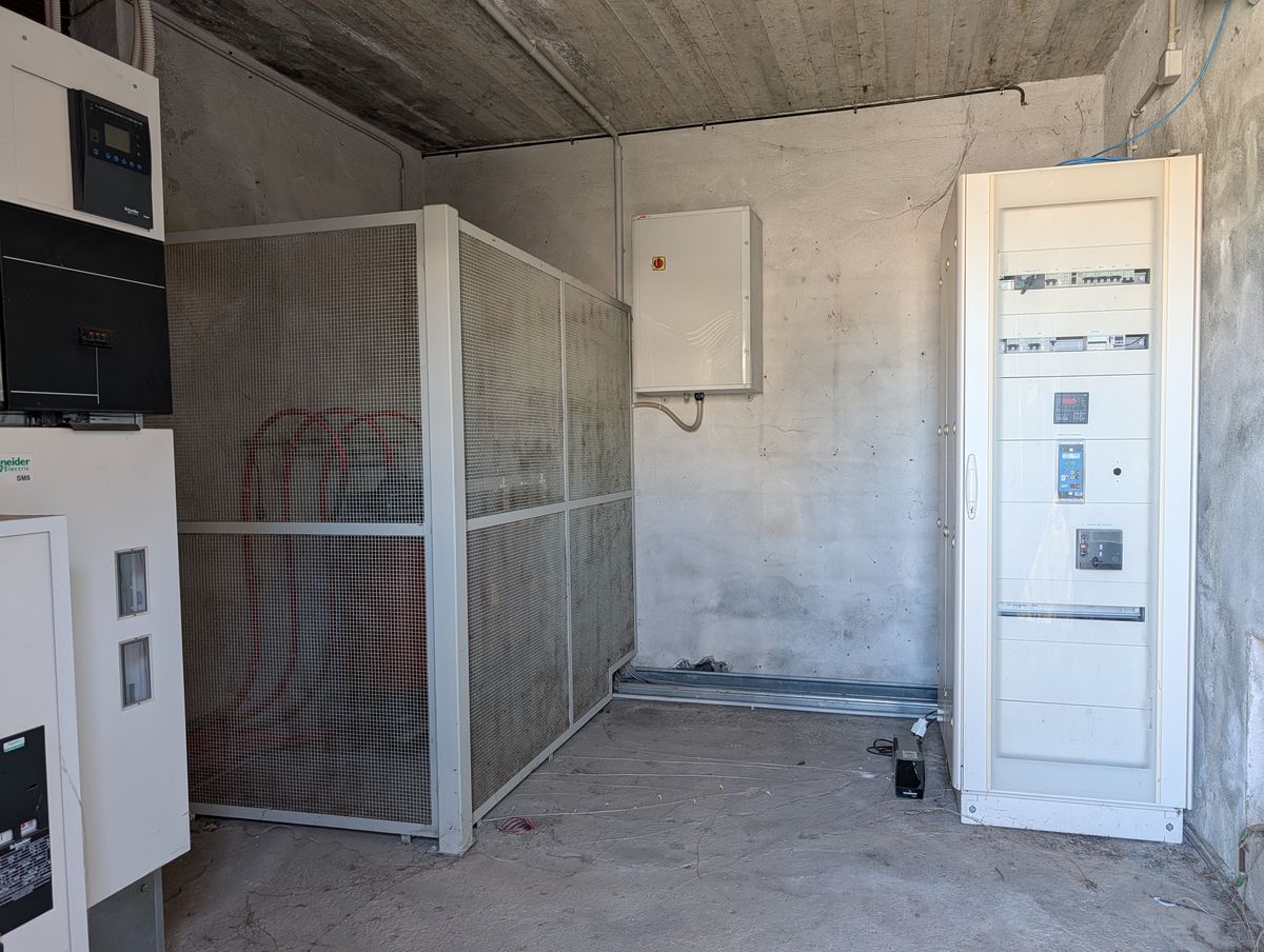 Locale tecnico dell&rsquo;impianto: quadri di media tensione, cabina di trasformazione e quadro di bassa tensione